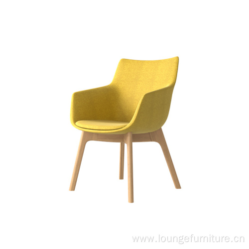 Common Office Lounge Chair Wooden Legs Lounge Chair